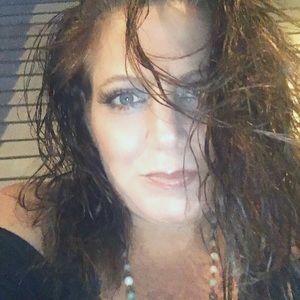 Meet your Posher, Kari